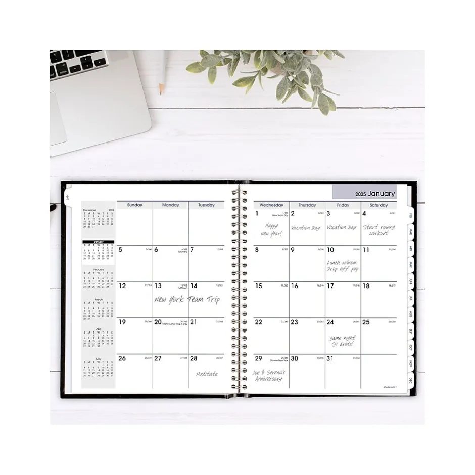 AT-A-GLANCE 2025 DayMinder 7" x 8.5" Monthly Planner, Faux Leather Cover, Black (G400H-00-25) Outlet
