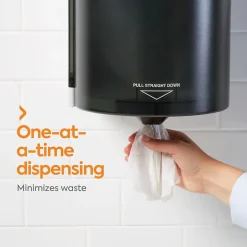 Paper Towels<Coastwide Professional ™ Centerpull Paper Towel, 2-Ply, White, 660 Sheets/Roll, 6 Rolls/Carton (CW26115)