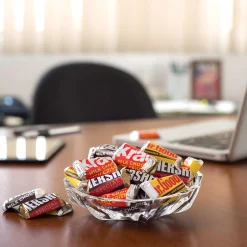 Chocolate<Hershey's Miniatures Variety Milk Chocolate Candy Bar, 56 oz., 180/Bag (HEC21543)