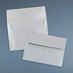 JAM Paper A7 Metallic Invitation Envelopes, 5.25 x 7.25, Stardream Silver, 50/Pack (GCST709I)* Business
