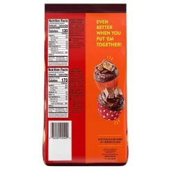 Chocolate<Hershey's KIT KAT and REESE'S Assorted Milk Chocolate Flavored Miniatures, Candy Party Pack, 33.36 oz (HEC40040)