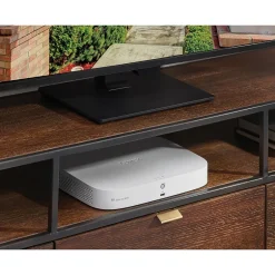 Security Cameras & Systems<Lorex Fusion 4K 8.0-MP 16-Camera-Capable 2-TB NVR System with 4 IP Smart-Deterrence Bullet Cameras, White (N847A62-8A4-E)