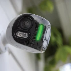 Security Cameras & Systems<Lorex Wi-Fi 4K Dual-Lens Smart Security Camera with Smart Security Lighting, White (W891UAD-E)