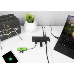Usb Hubs<Plugable 7-Port USB 3.0 Hub, Black (USB3-HUB7C)