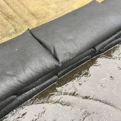 Sorbents & Spill Control<Quick Dam ™ Flood Bags 12" x 24", 120/Box