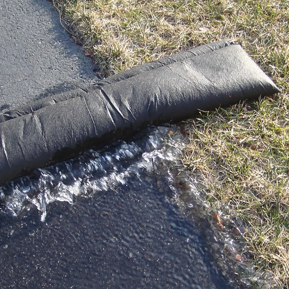 Sorbents & Spill Control<Quick Dam ™ Flood Barriers 3.5" x 10' (120") (QD610-1)