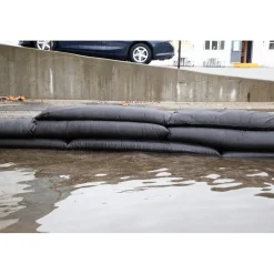 Sorbents & Spill Control<Quick Dam Grab & Go Jumbo Flood Bag, 48", Up to 8 Gal. 5/Box (QDGG1248-5)