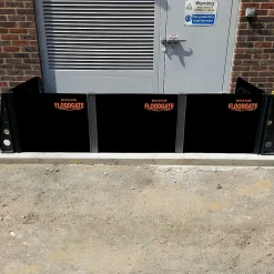 Sorbents & Spill Control<Quick Dam Universal Flood Gate, Flood Doorway Control, Expands 35"-40" (QDFG35)