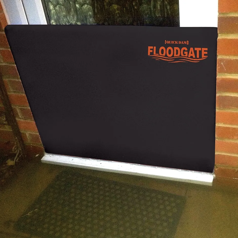 Sorbents & Spill Control<Quick Dam Universal Flood Gate, Flood Doorway Control, Expands 30"-35" (QDFG30)