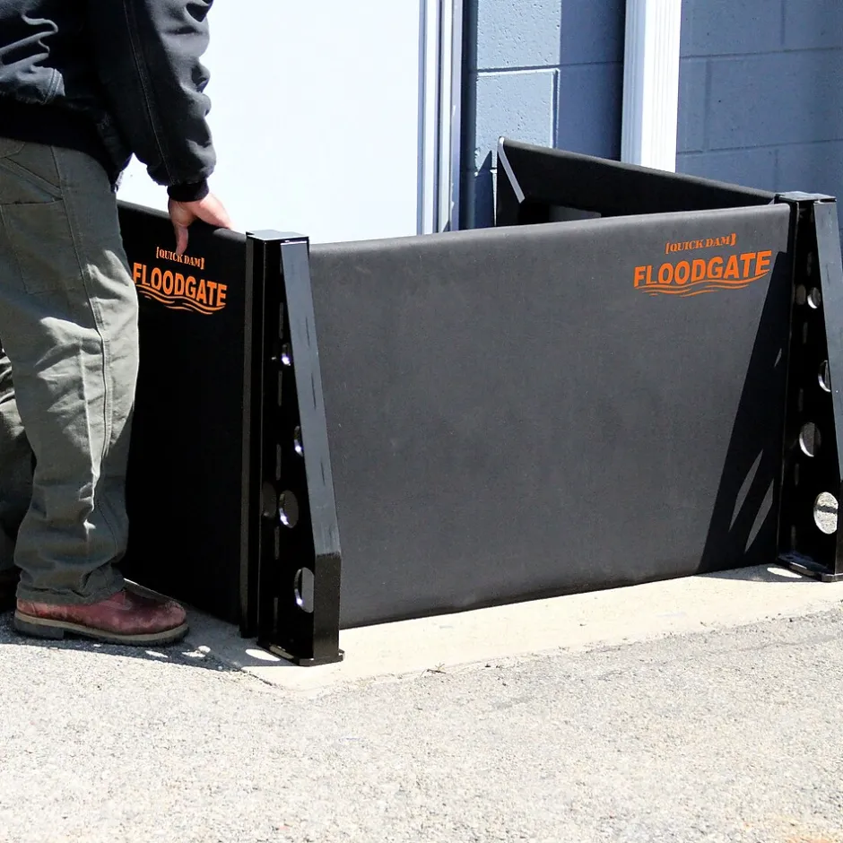 Sorbents & Spill Control<Quick Dam 3-Way Flood Gate Extenders (QDFGST3WC)