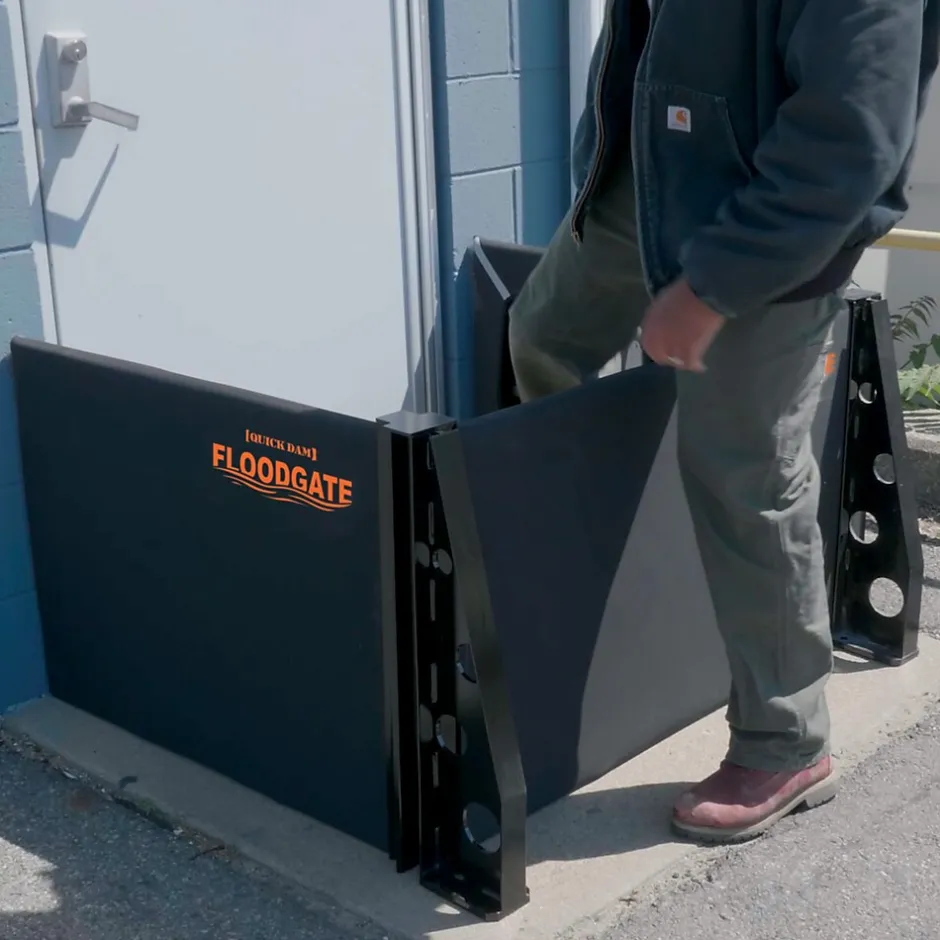 Sorbents & Spill Control<Quick Dam 3-Way Flood Gate Extenders (QDFGST3WC)