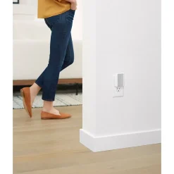 Smart Doorbells<Ring Chime for use with the Amazon & Cameras, White (B07WML1QM4)