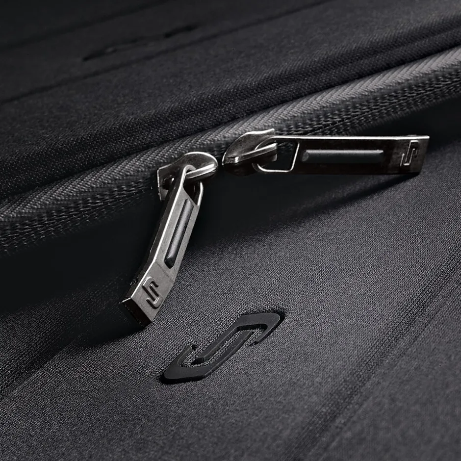 Solo New York Bond 13.3" Laptop Sleeve, Black (PRO113-4)