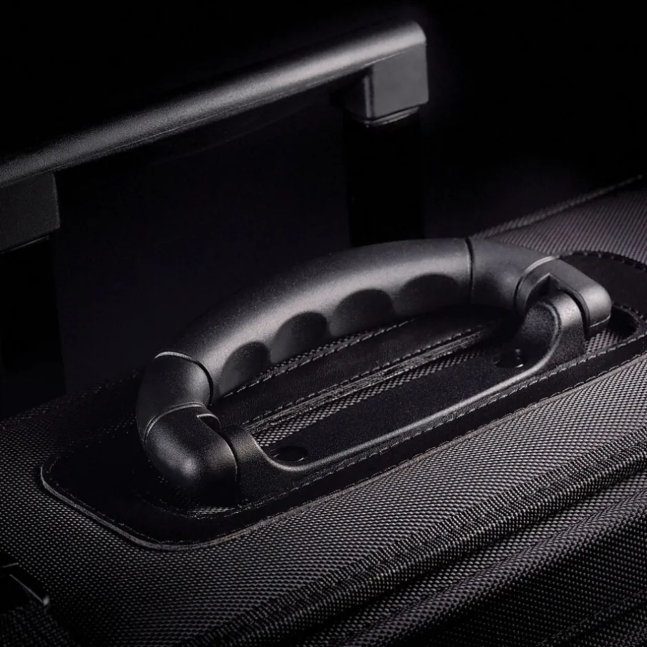 Solo New York Midtown Collection Morgan Laptop Rolling Briefcase, Black Polyester (B151-4)