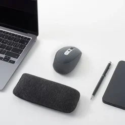 Staples TECH Beaded Non-Skid Wrist Rest, Black (23942)* Ergonomic Wrist Rests