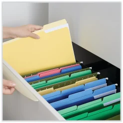 Universal File Folder, Straight Cut, Letter Size, Yellow, 100/Box (UNV12304) Outlet