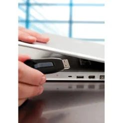 Verbatim Store 'n' Go 32GB USB 3.0 Type A Flash Drive, Black/Gray (49173)* Usb Flash Drives