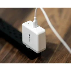 VisionTek USB-C 30W Quick Charger, White (901282)